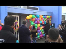 Video laden en afspelen in Gallery-weergave, Wand&lt;br&gt;In de media
